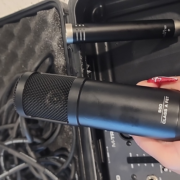 STERLING AUDIO S50 MICROPHONE SET WITH CASE - Picture 7 of 10